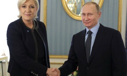 Le vrai visage de Le Pen se révèle souvent à l’étranger